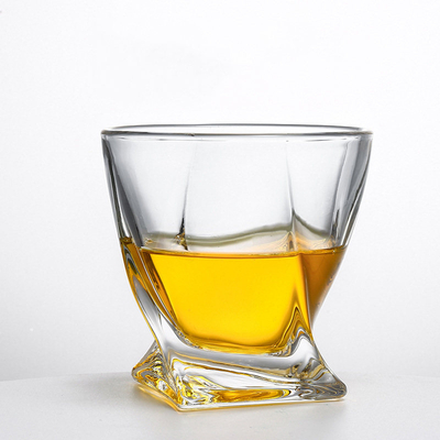 Tasses en verre de fouet de liqueur en verre de style 300 ml de rotation de conception personnalisée